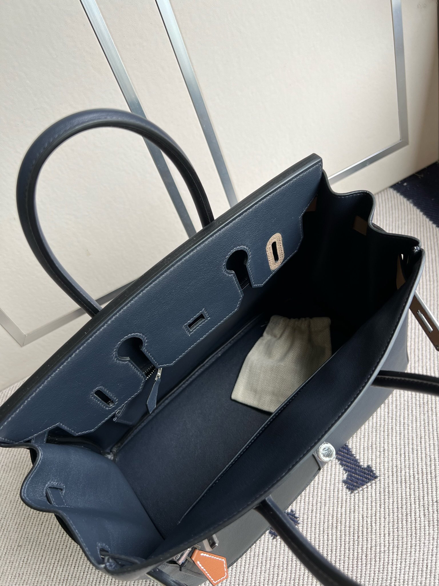 에르메스 버킨백30 스위프트 passport 블랙 은